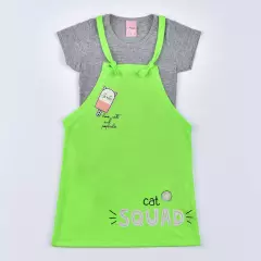 Salopete Infantil Feminina Verde Neon Estampada e Blusa Cinza Básica