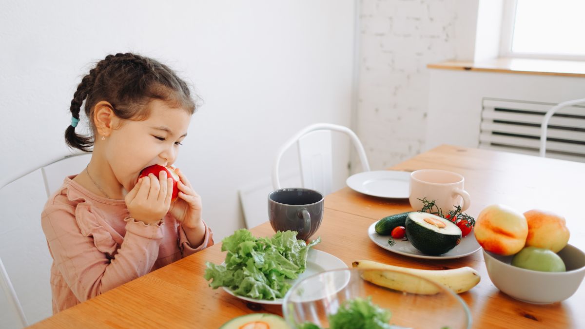 Como incentivar hábitos alimentares saudáveis para a criança e a família