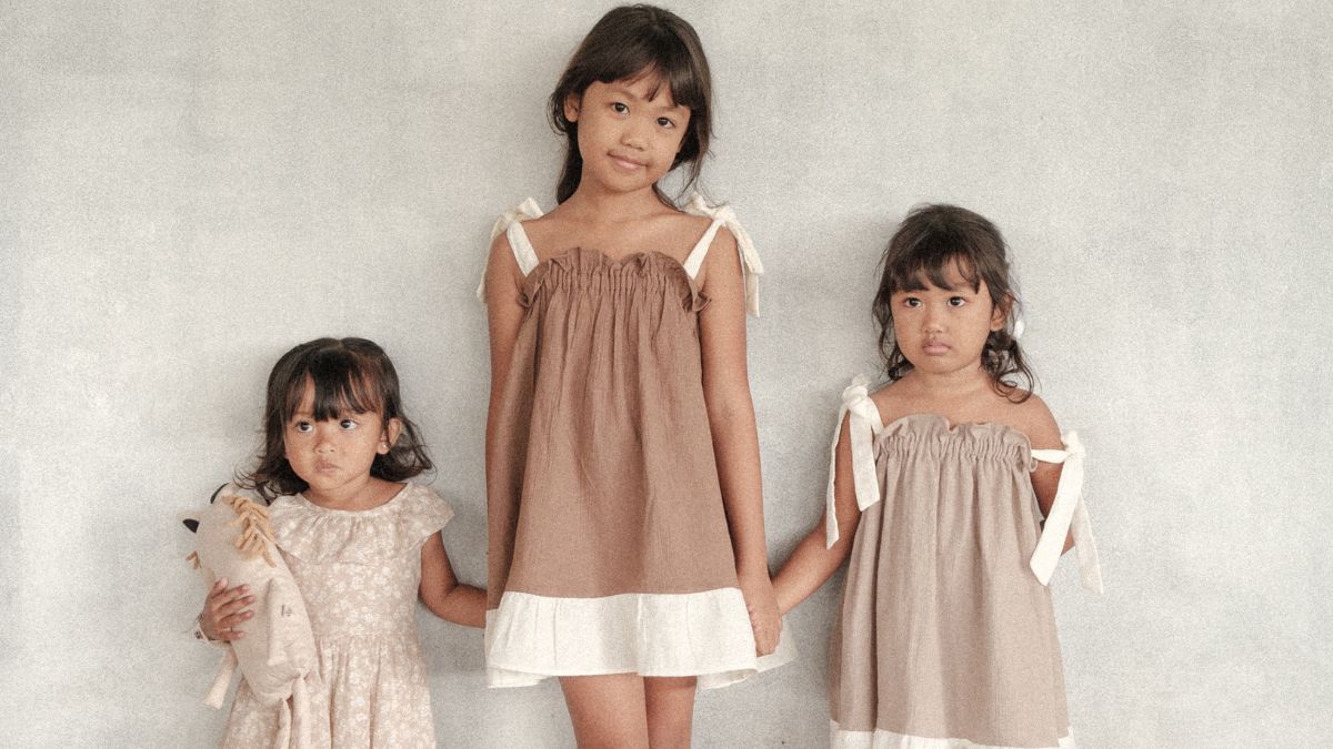 loja de roupa infantil vestido